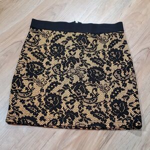 🔹️Divided H&M Yellow & Black Floral Print Lace Overlay Mini Skirt Size 6